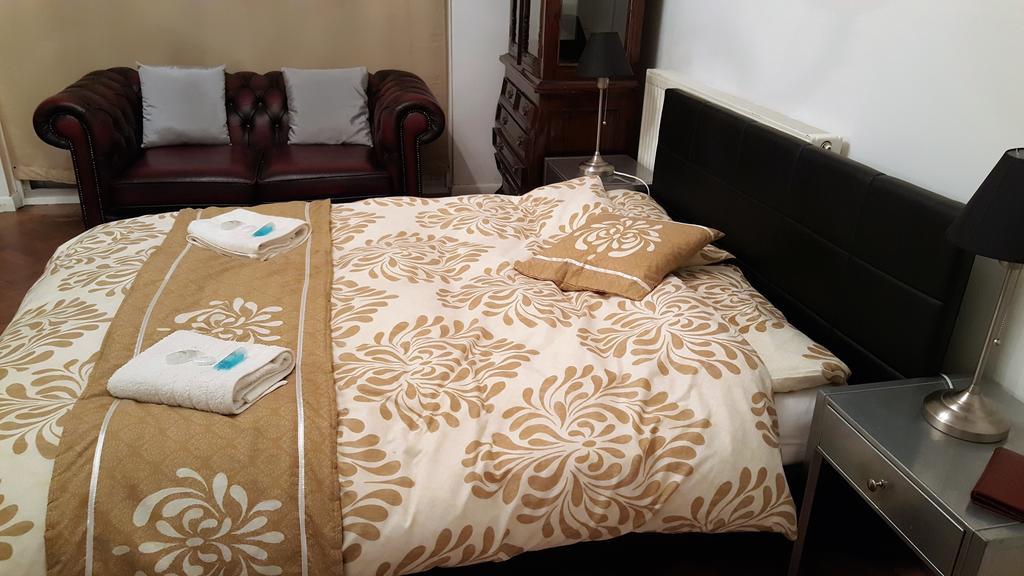 Oyo Guest House Ellipse Whetstone Kamer foto