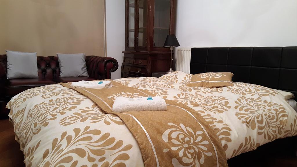 Oyo Guest House Ellipse Whetstone Kamer foto