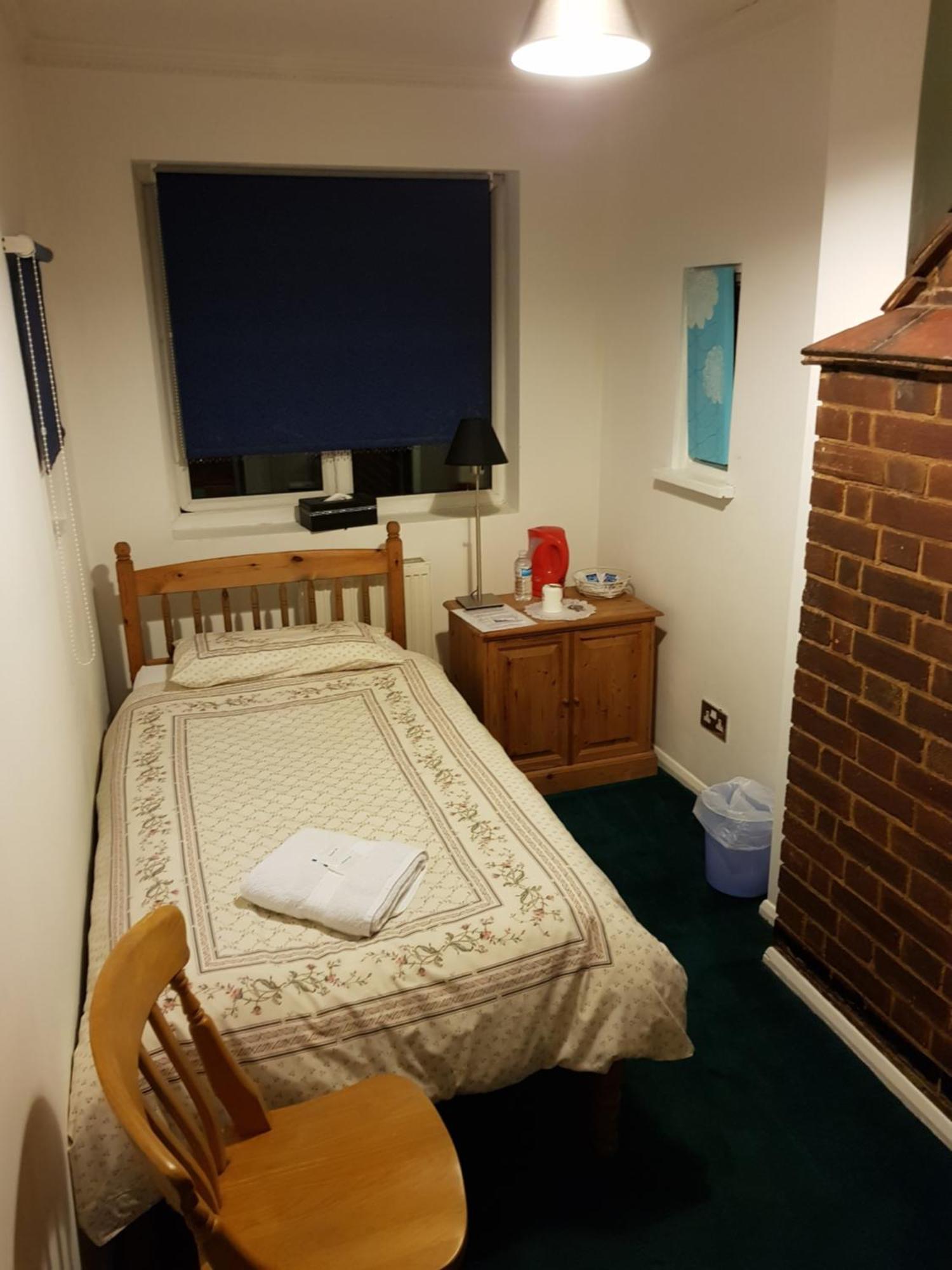 Oyo Guest House Ellipse Whetstone Buitenkant foto