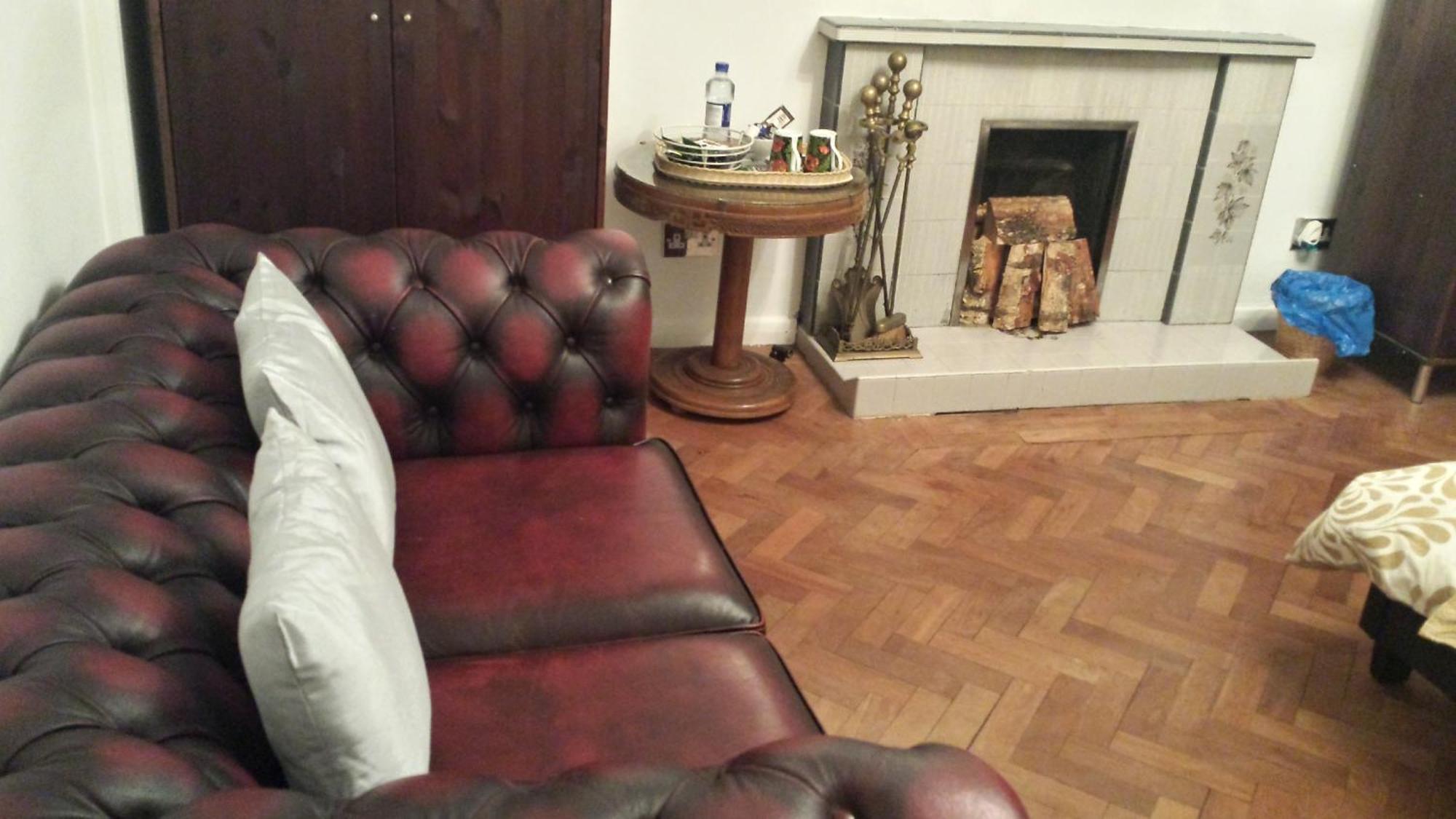 Oyo Guest House Ellipse Whetstone Buitenkant foto