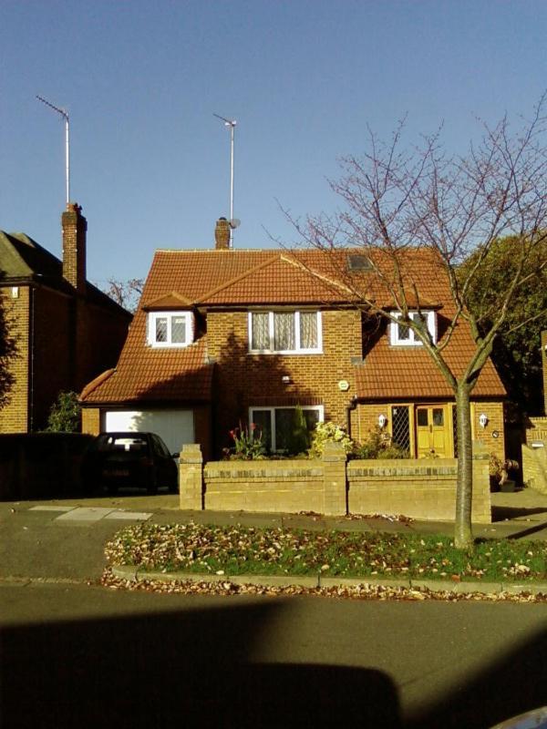 Oyo Guest House Ellipse Whetstone Buitenkant foto